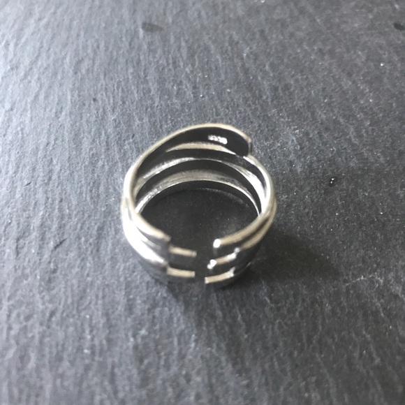 Silver adjustable wide ring - Picture 3 of 5